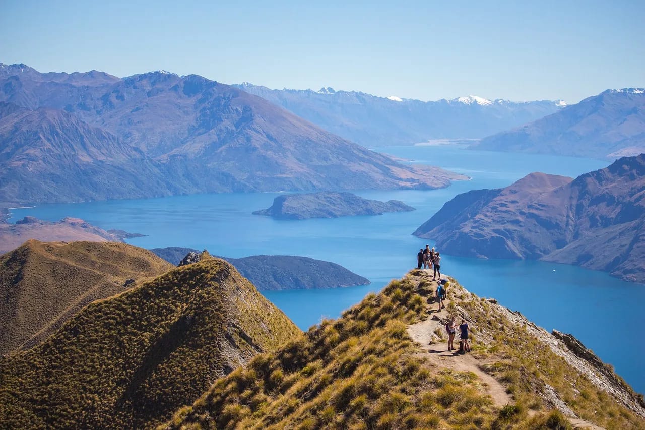 Roys Peak 2025 Summer Colour Trends